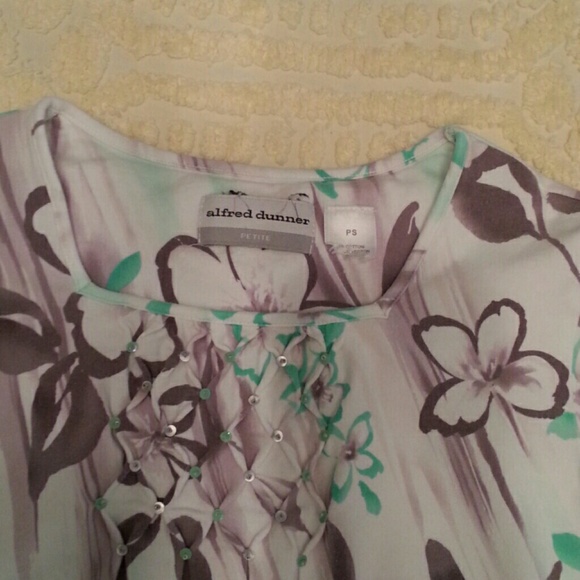 Top - Picture 3 of 3